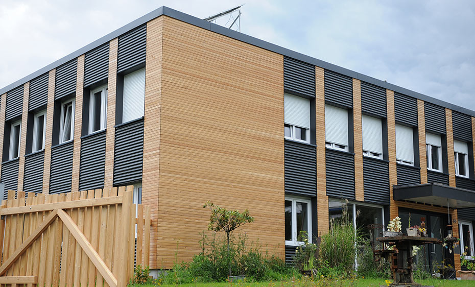 Fassade Warm Brunss Sib Lärche Tiga HolzLand Beese Unna Dortmund