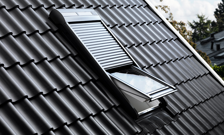 Rollläden Velux Außenansicht HolzLand Beese Unna Dortmund