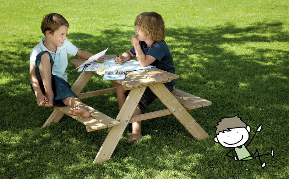 Spielgeräte im Garten: Sitzgruppe für den Nachwuchs bei HolzLand Beese in Unna (Raum Dortmund)