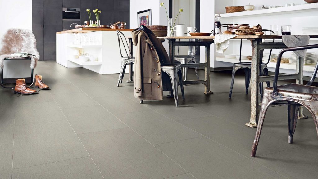 Grauer Vinylboden von HolzLand Beese in Unna (Region Dortmund) – Unterschiede Vinyl und Laminat