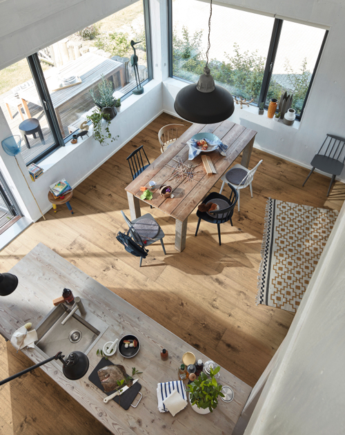 Kochen und lecker essen: Offene Wohnbereiche bei HolzLand Beese sind wie geschaffen dafür. Kochen und lecker essen: Offene Wohnbereiche bei HolzLand Beese sind wie geschaffen dafür.