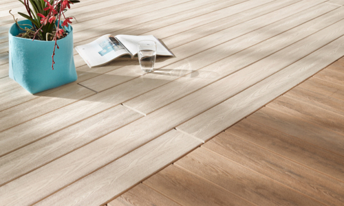 WPC-Terrasse bauen mit HolzLand Beese in Unna. WPC-Terrasse bauen mit HolzLand Beese in Unna.