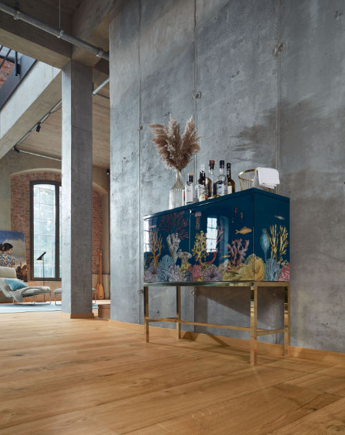 Holzboden Lindura mit Aquarium auf Tisch, HolzLand Beese Unna