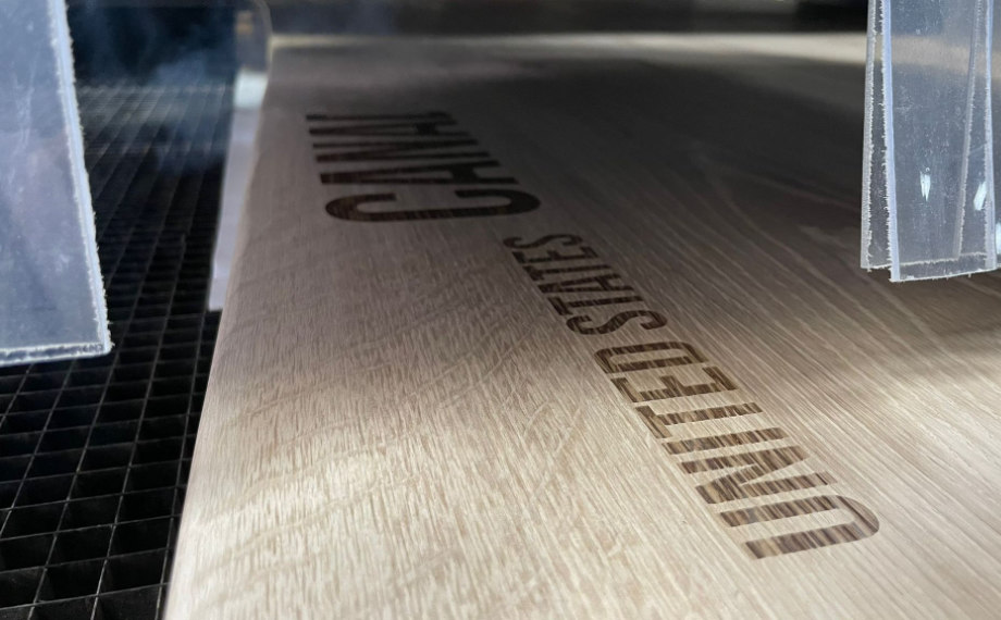 Gravur-Laser | HolzLand Beese in Unna Gravur-Laser | Tischplatten mit Laser-Gravur | HolzLand Beese in Unna