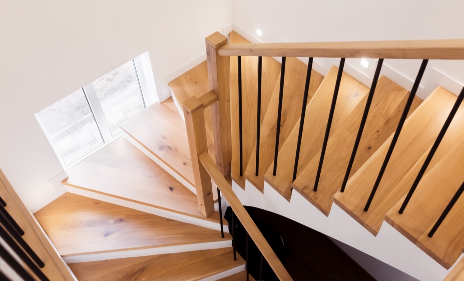 Gewendelte Treppe aus Holz | HolzLand Beese Unna