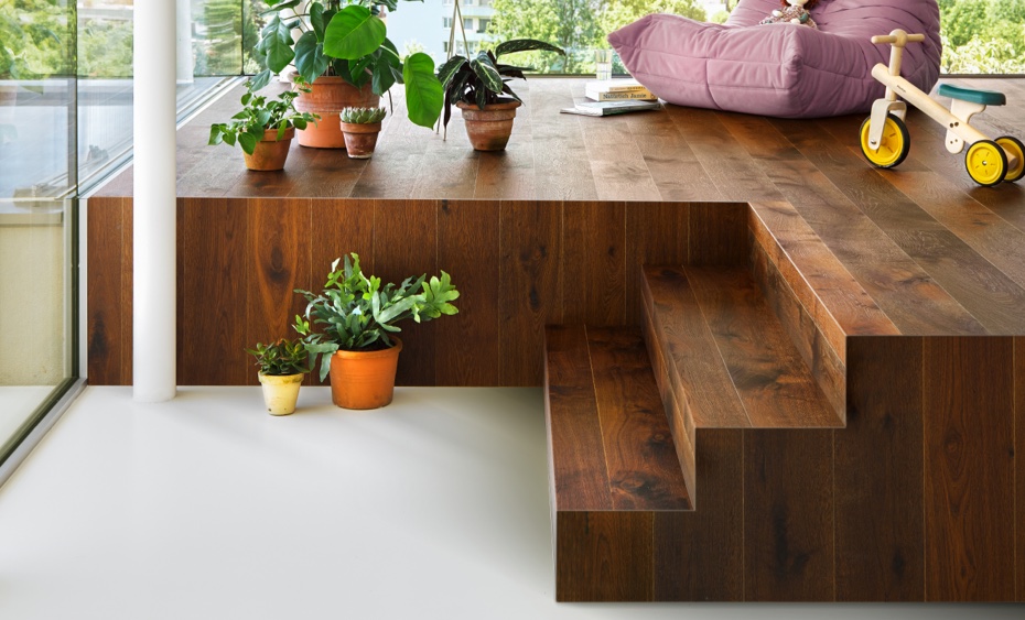 Dunkle Treppenkantenprofile | Tilo Marcanto Eiche Mocca | HolzLand Beese Unna
