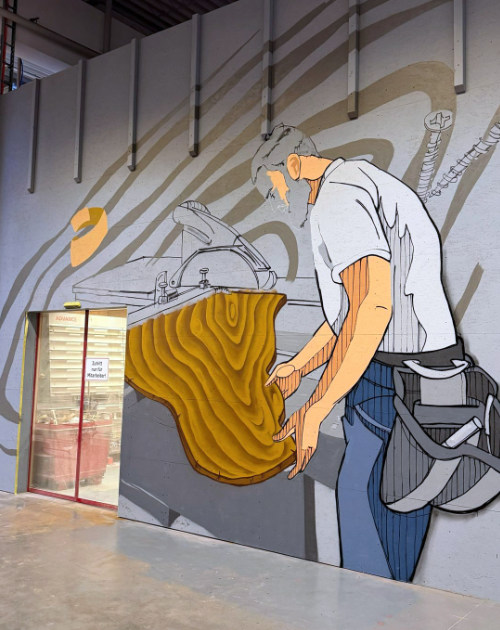 Graffiti mit Holzmaserung auf der Wand am Zuschnitt, HolzLand Beese Unna Graffiti mit Holzmaserung auf der Wand am Zuschnitt, HolzLand Beese Unna
