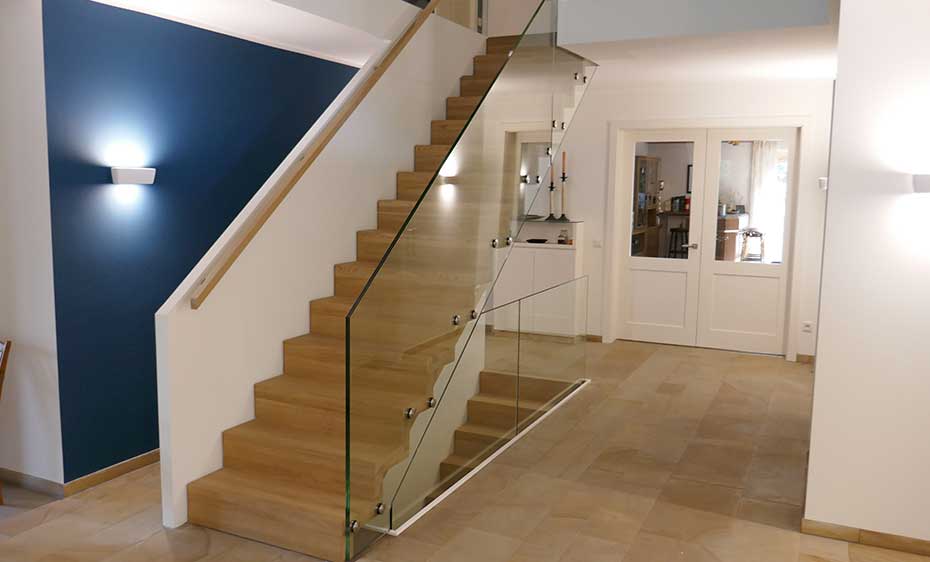 Elegante Faltwerktreppe | HolzLand Beese in Unna