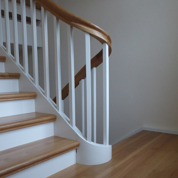 Moderne Stäbe, passend zur Treppe | HolzLand Beese in Unna Moderne Stäbe, passend zur Treppe | HolzLand Beese in Unna