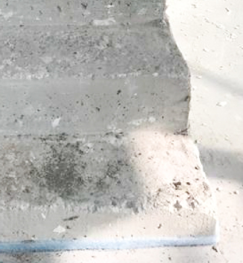 Vorher-Nachher-Vergleich: Nahaufnahme Treppe vor Verkleidung | HolzLand Beese