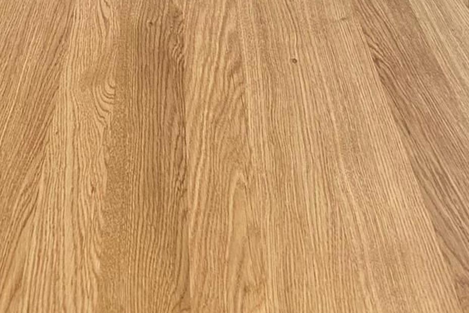 Detailansicht Maserung: Couchtisch aus Holz | Referenz | HolzLand Beese