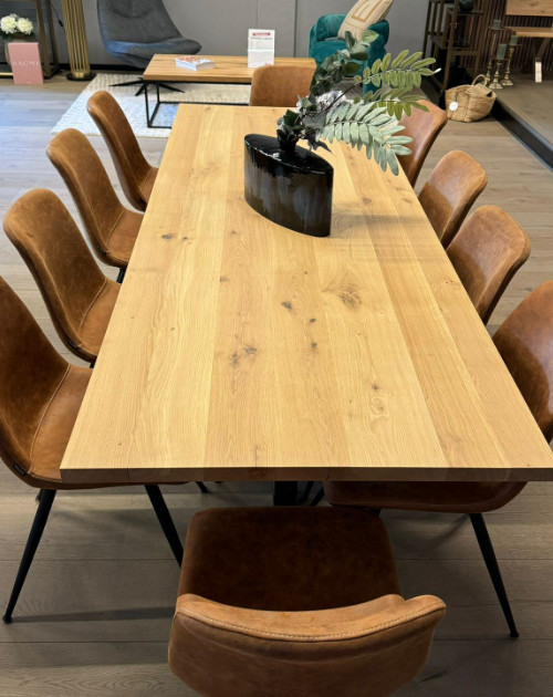 10 Design-Stühle, Tisch, Ausstellung, HolzLand Beese Unna