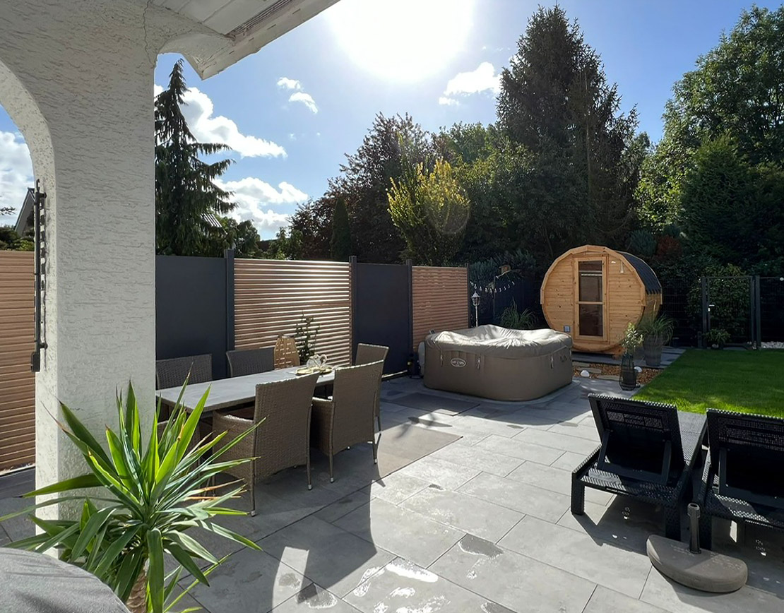 Sauna mit Sichtschutz im Garten, HolzLand Beese Unna