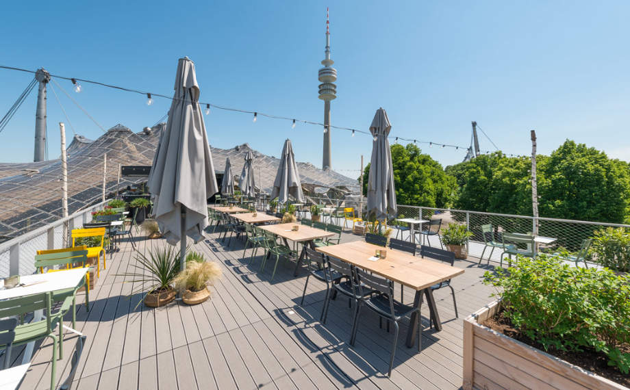 WPC-Terrasse in Gastwirtschaft im Olympiastadion, HolzLand Beese Unna